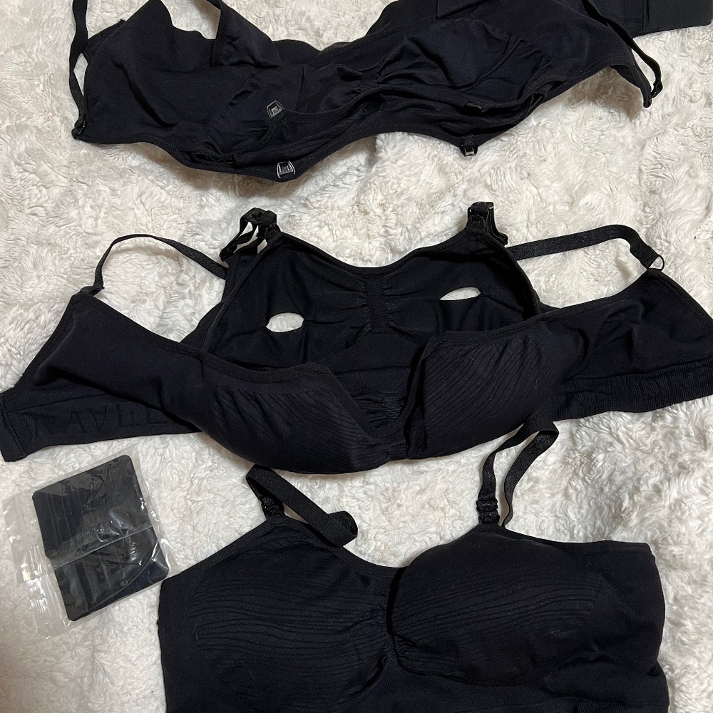 1 Kindred Bravely Convertible Sublime Hands Free Pumping and Nursing Bra